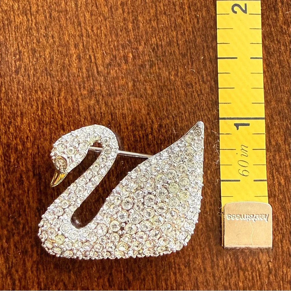 Swarovski Crystal Swan Brooch - Picture 6 of 6